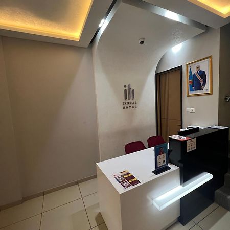 Ixoras Hotel Victoire Kinshasa Extérieur photo
