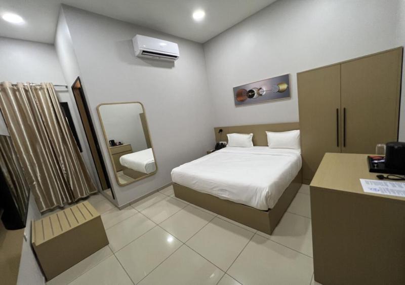 Ixoras Hotel Victoire Kinshasa Extérieur photo